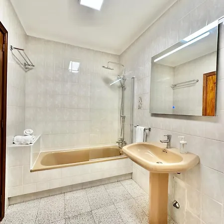 Caletas House 아파트